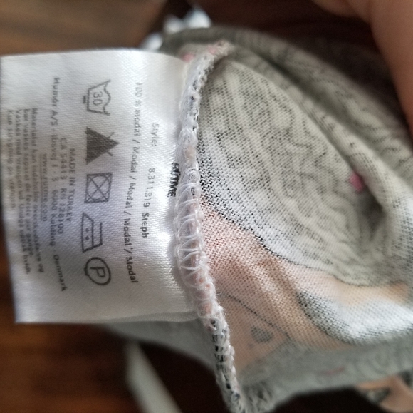 *FREE Gift* Fun Rutme Racerback tank - Picture 5 of 6